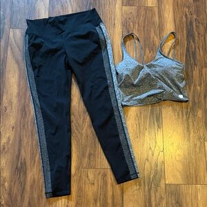 Vuori Black and Gray Workout Ensemble